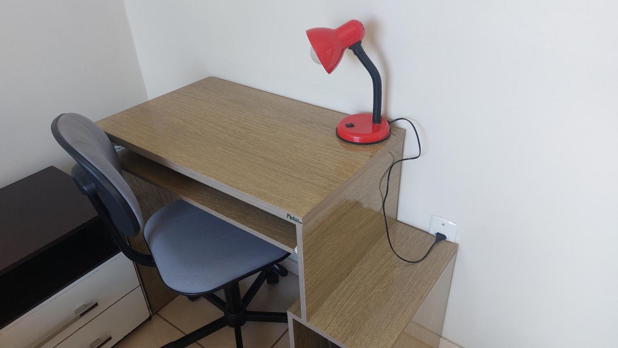 Apto De 2 Quartos Com 2 Ar E Garagem No Centro-sul *