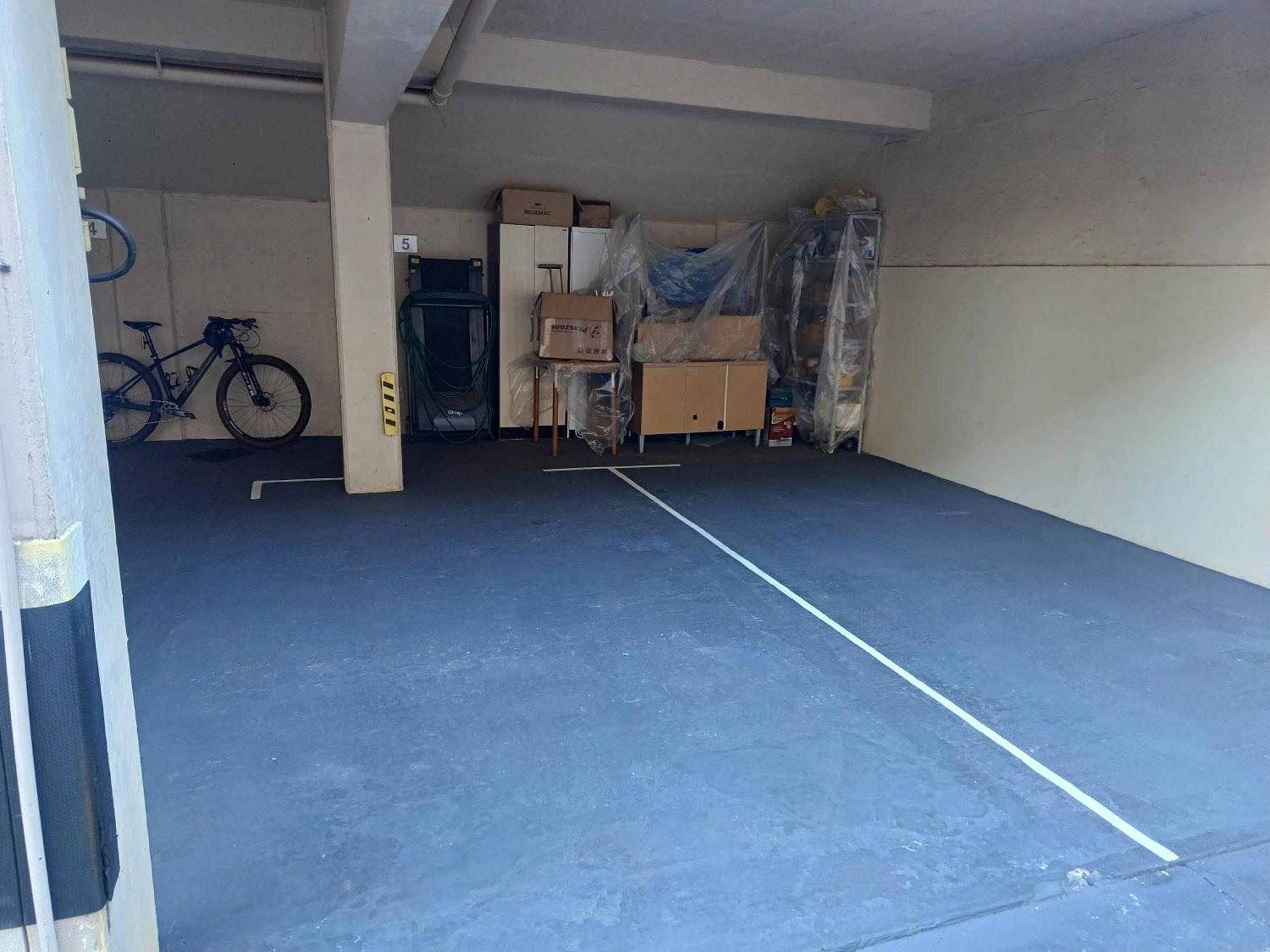 Apto De 2 Quartos Com 2 Ar E Garagem No Centro-sul