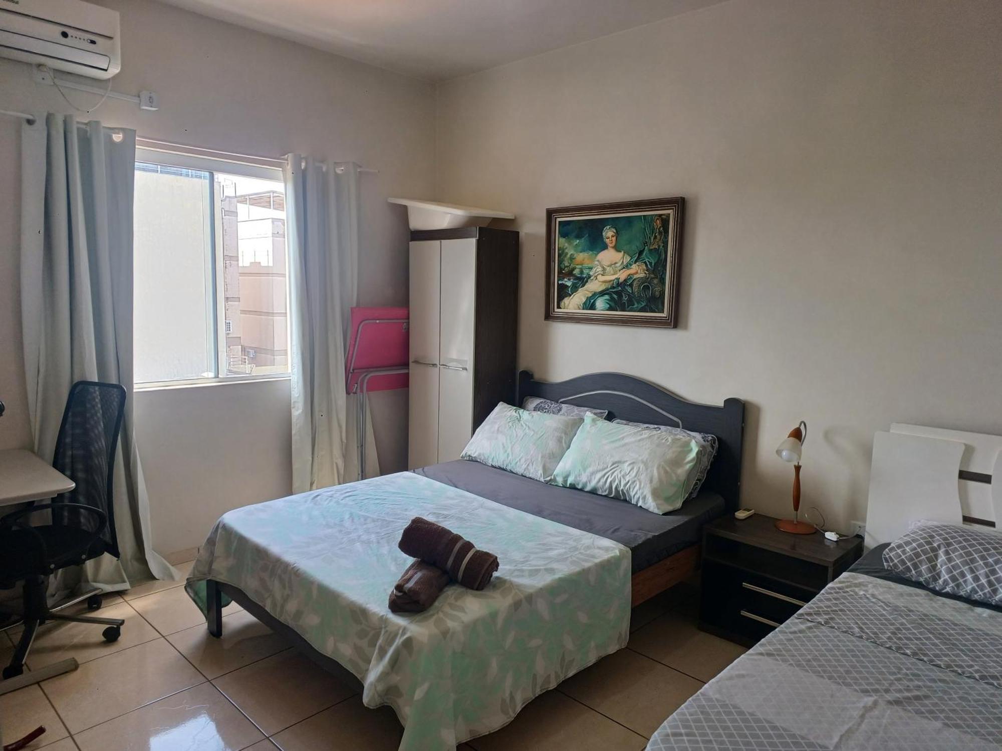Apto De 2 Quartos Com 2 Ar E Garagem No Centro-sul