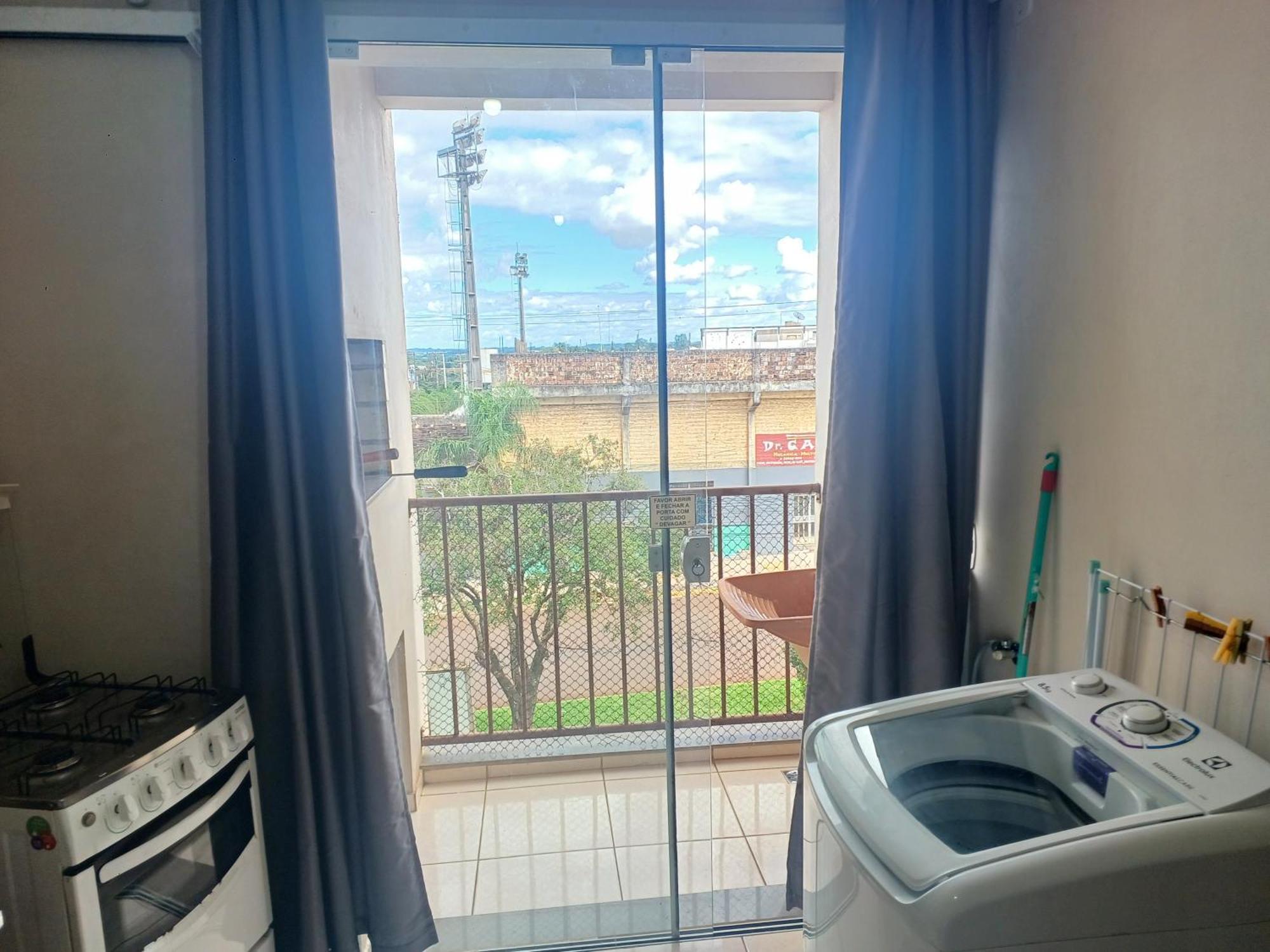 Apto De 2 Quartos Com 2 Ar E Garagem No Centro-sul *